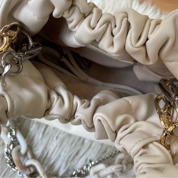 Verafied New York Cream Cloud Marble Chain Convertible Crossbody Shoulder Bag - Picture 12 of 12